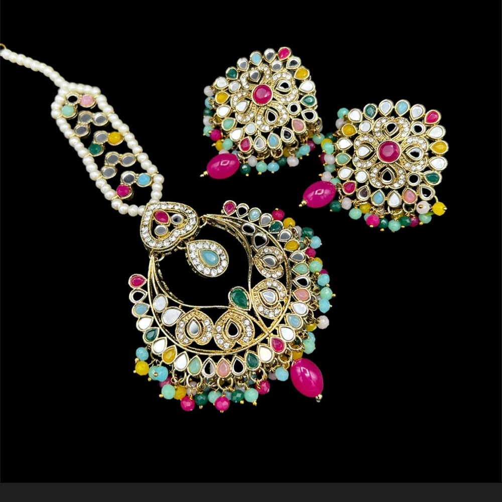 Mirror studs with tikka